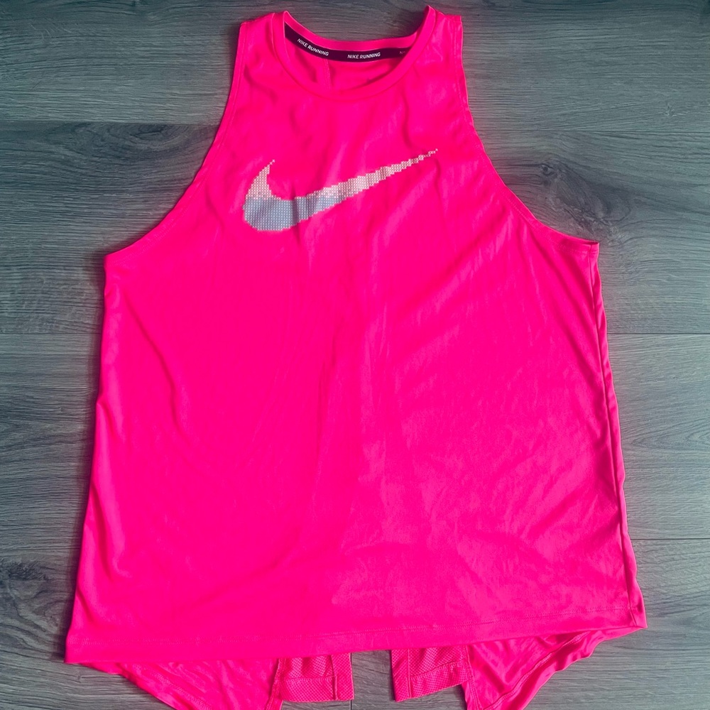 Nike dri fit Tank size L
